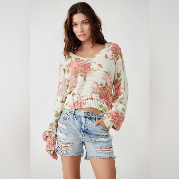 🎉LAST PIECE🎉FREE PEOPLE Bed Of Roses Sweater - Picture 3 of 10